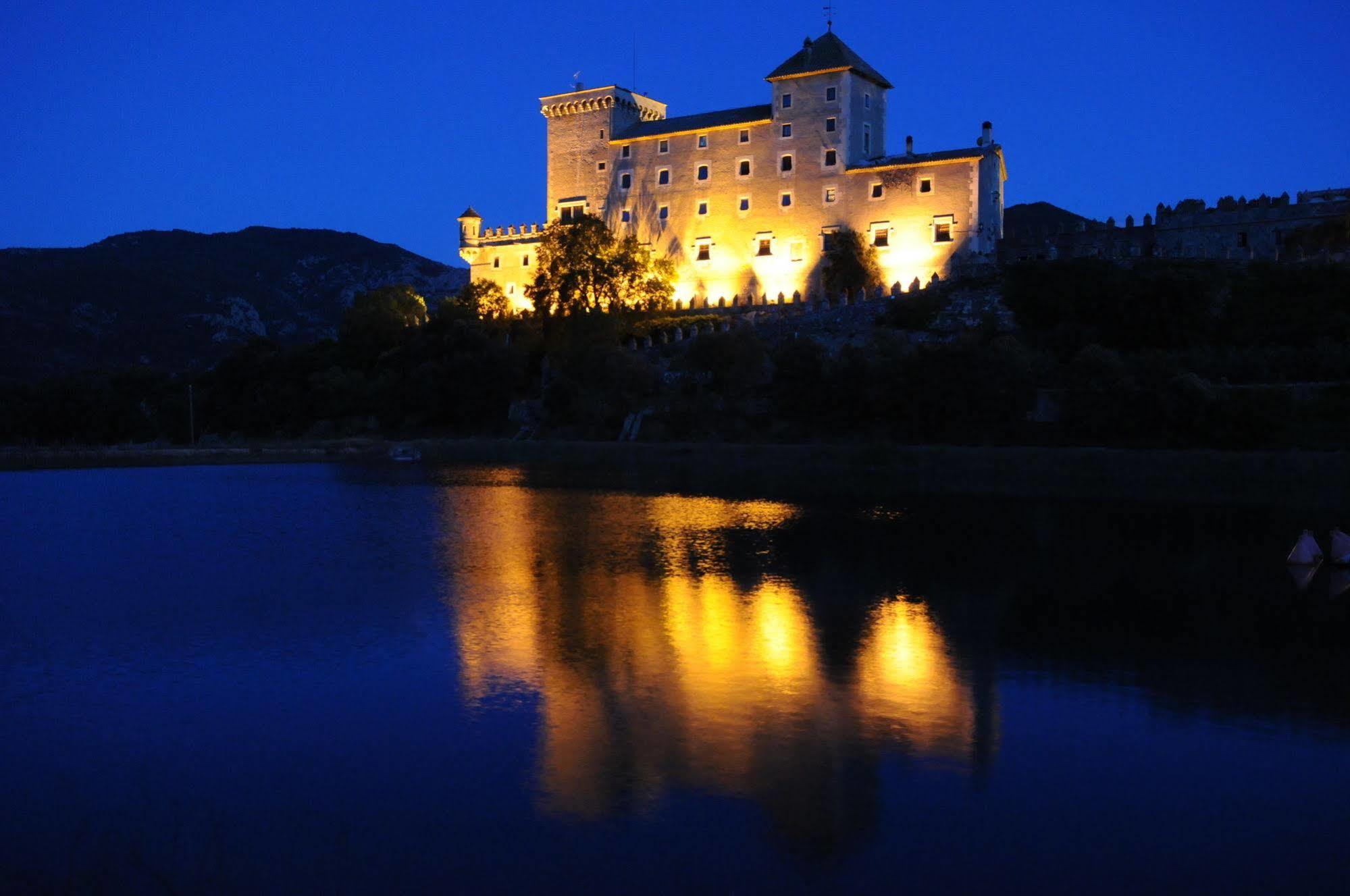 Appartamento Castell de Riudabella Vimbodi I Poblet Esterno foto